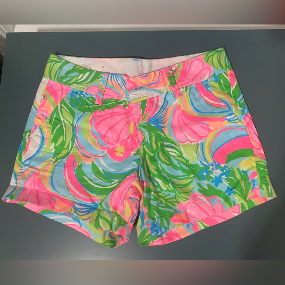 Lilly Pulitzer Callahan short size 4
